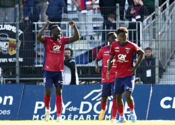 Ligue 2 : Porté par Ousmane Diop et Famara Diédhiou, Clermont retrouve enfin la victoire face à Guingamp d'Amadou Sagna - wiwsport