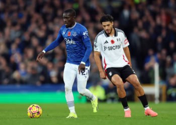 Premier League : Everton d'Idrissa Gueye et Iliman Ndiaye arrache le nul face à Fulham - wiwsport