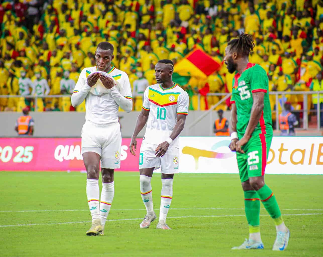 CAN 2025 (Q) : La compo officielle des Lions face au Burkina Faso avec Krépin Diatta et Idrissa Gueye - wiwsport CAN 2025 (Q) : La compo officielle des Lions face au Burkina Faso avec Krépin Diatta et Idrissa Gueye - wiwsport