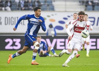 La Gantoise : L'entraîneur donne des nouvelles de Noah Fadiga mais ne sait pas quand il pourra rejouer - wiwsport