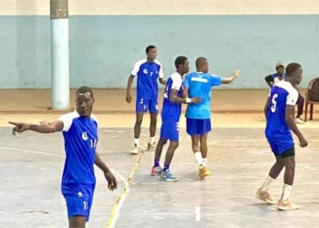 Final Four – Championnat Régional Hommes : L’UCAD trop forte écarte Sen Handball (28-27) et rejoint Keur Massar en finale - wiwsport