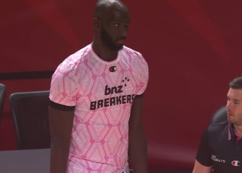 Basket - Prolongé jusqu’en 2026, Tacko Fall a disputé son premier match avec les Breakers ! - wiwsport