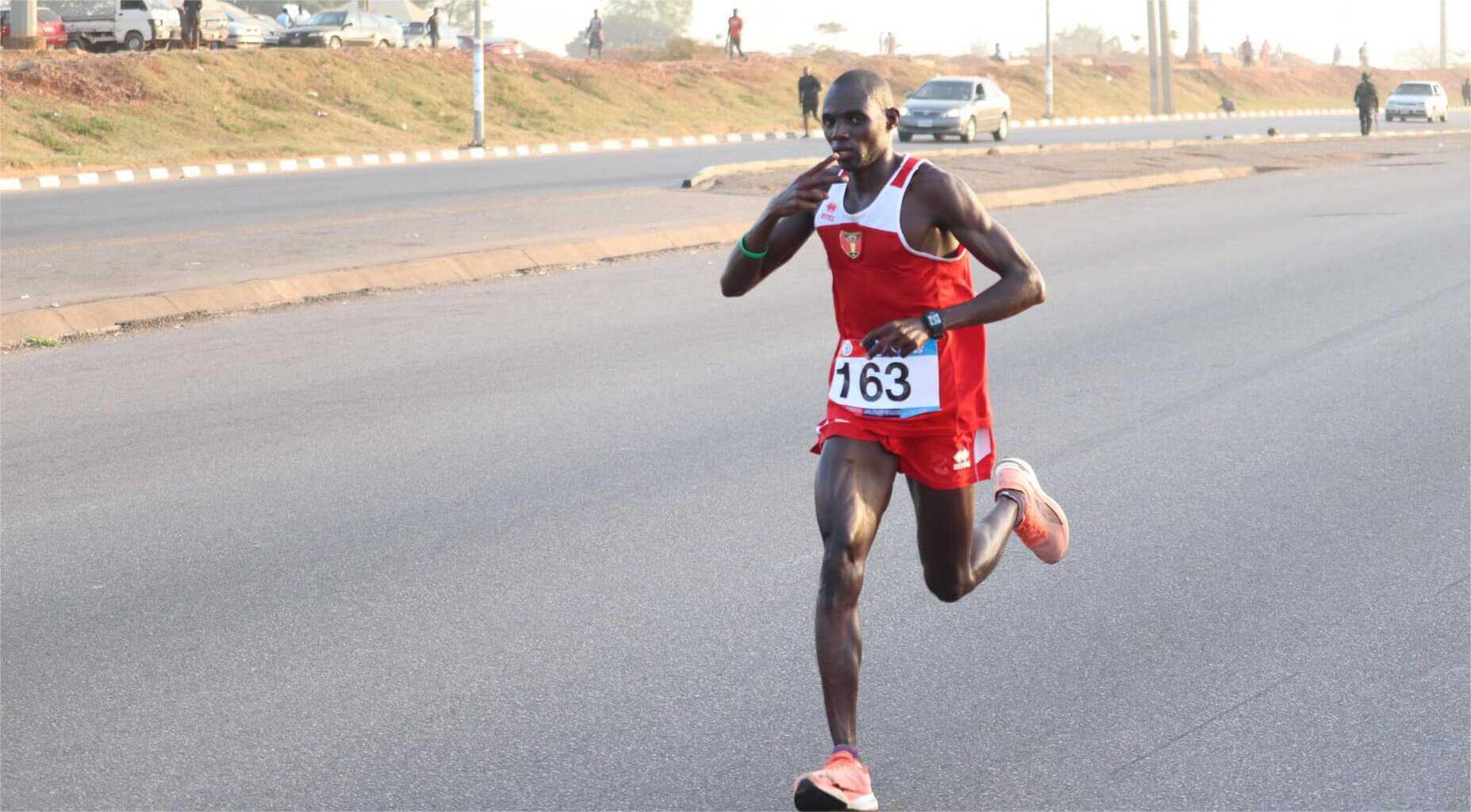 Marathon – Jeux Africains Militaires : Sergent Arona Khouma se classe 13e avec un temps de 2h56'56 - wiwsport Marathon – Jeux Africains Militaires : Sergent Arona Khouma se classe 13e avec un temps de 2h56'56 - wiwsport