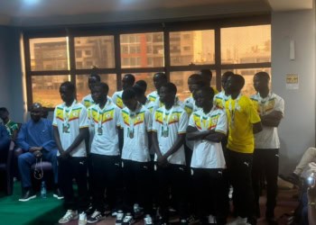 Vainqueurs de l'UFOA, les Lionceaux U17 reçoivent une prime d’un million - wiwsport