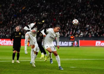 Europa League : Le Slavia Prague d'El Hadji Malick Diouf s'incline encore contre Frankfort - wiwsport