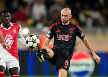 Ligue des Champions : À dix contre onze, Monaco craque face à Benfica et concède sa première défaite - wiwsport