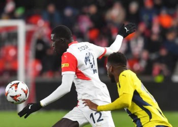 Europa League : Le Slavia Prague d'El Hadji Malick Diouf s'incline encore contre Fenerbahçe - wiwsport