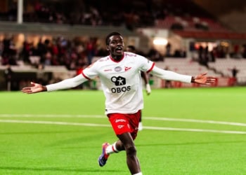 Foot : Fallou Fall et Fredrikstad remportent la Coupe de Norvège face à Molde - wiwsport