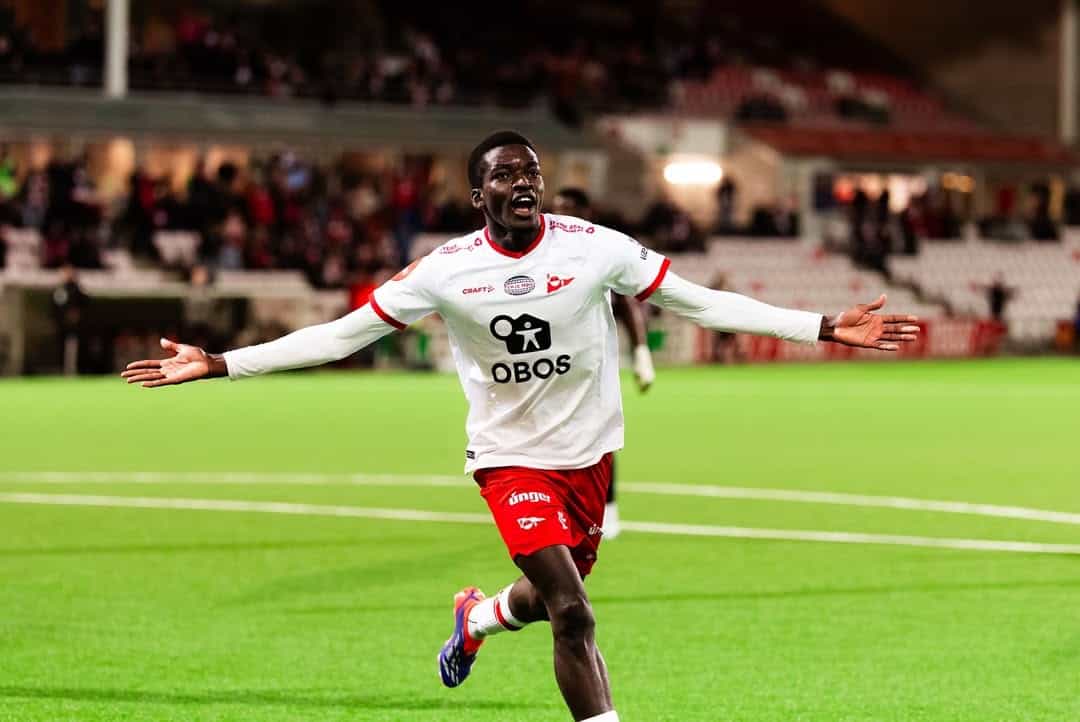 Foot : Fallou Fall et Fredrikstad remportent la Coupe de Norvège face à Molde - wiwsport Foot : Fallou Fall et Fredrikstad remportent la Coupe de Norvège face à Molde - wiwsport