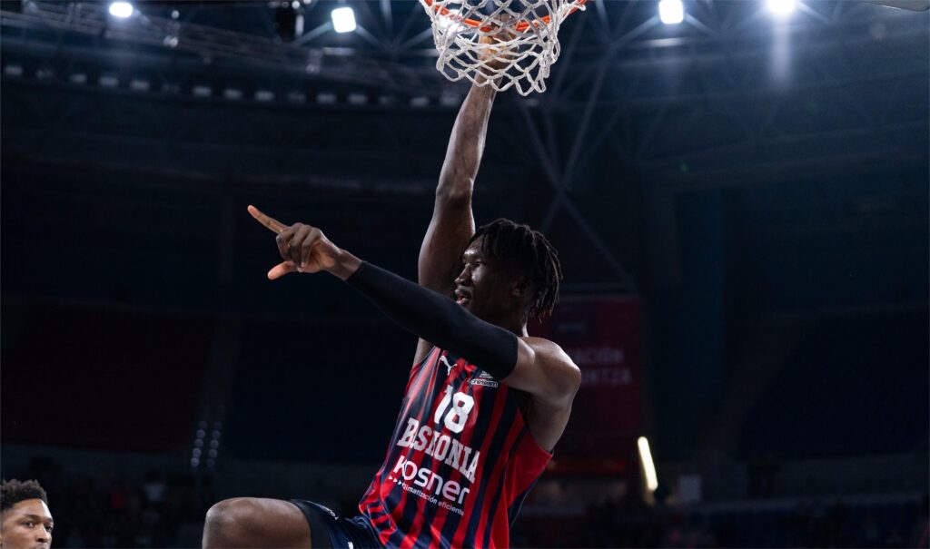 Liga ACB : Baskonia de Khalifa Diop et Ousmane Ndiaye concède une nouvelle défaite à domicile - wiwsport Liga ACB : Baskonia de Khalifa Diop et Ousmane Ndiaye concède une nouvelle défaite à domicile - wiwsport