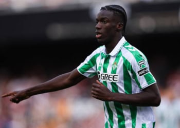 LaLiga : Assane Diao et le Real Betis frustrent le Barça - wiwsport