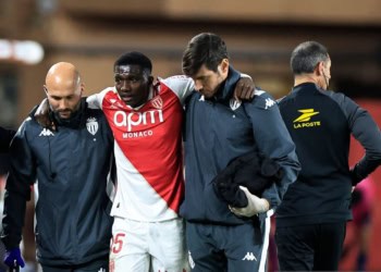 AS Monaco : Inquiétude pour Lamine Camara, sorti sur blessure face au PSG - wiwsport