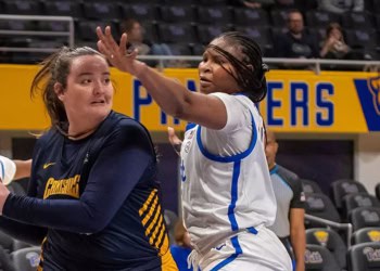 NCAA : Khadija Faye (22 points, 6 rebonds) termine l’année sur une note positive, malgré le revers de Pittsburgh - wiwsport