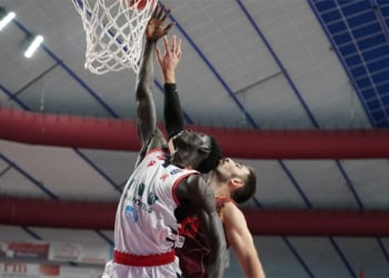Ligue des Champions : Mouhamed Faye (8 points, 4 rebonds) contribue à la qualif’ de Reggiana pour le Final 16 - wiwsport