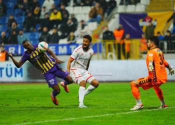 Süper Lig : Mame Baba Thiam offre la victoire à Eyüpspor contre Sivasspor - wiwsport