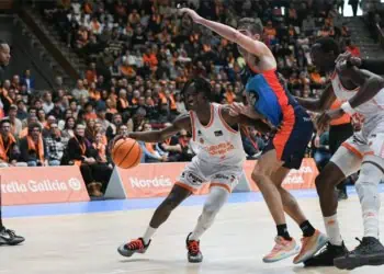Liga ACB : Brancou Badio impressionnant (17 points, 3 rebonds) Valence poursuit sa bonne dynamique - wiwsport