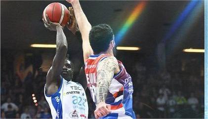 Série A : Coup d’arrêt pour Brescia de Maurice Ndour (8 points, 7 rebonds) battu par Treviso - wiwsport Série A : Coup d’arrêt pour Brescia de Maurice Ndour (8 points, 7 rebonds) battu par Treviso - wiwsport