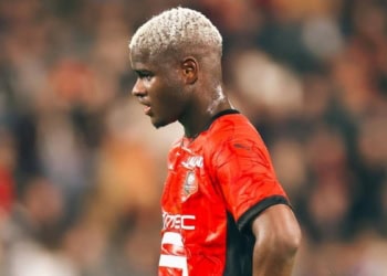 Mercato : Fenerbahçe se positionne pour recruter Mikayil Faye, en manque de temps de jeu - wiwsport