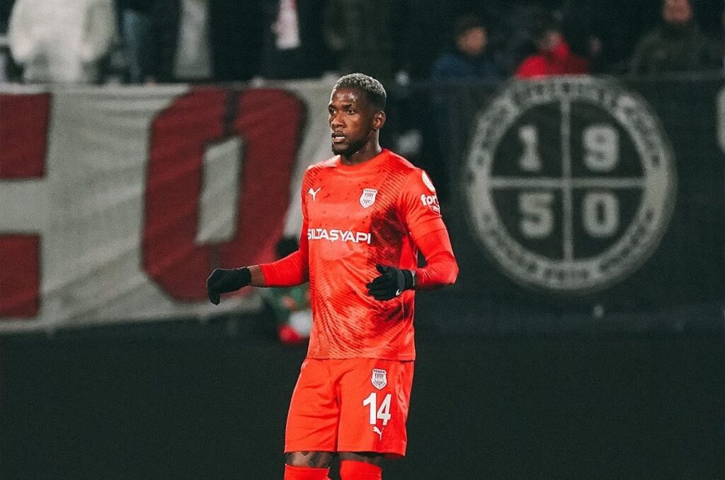 Mercato : Après quasiment neuf mois sans club, Khadim Joher Rassoul part à la relance en Roumanie - wiwsport Mercato : Après quasiment neuf mois sans club, Khadim Joher Rassoul part à la relance en Roumanie - wiwsport