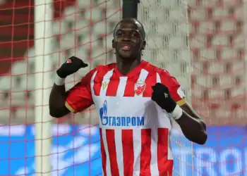 Serbie : Chérif Ndiaye (Etoile Rouge) marque un doublé contre le Partizan et rentre encore plus dans l'histoire du Derby éternel - wiwsport