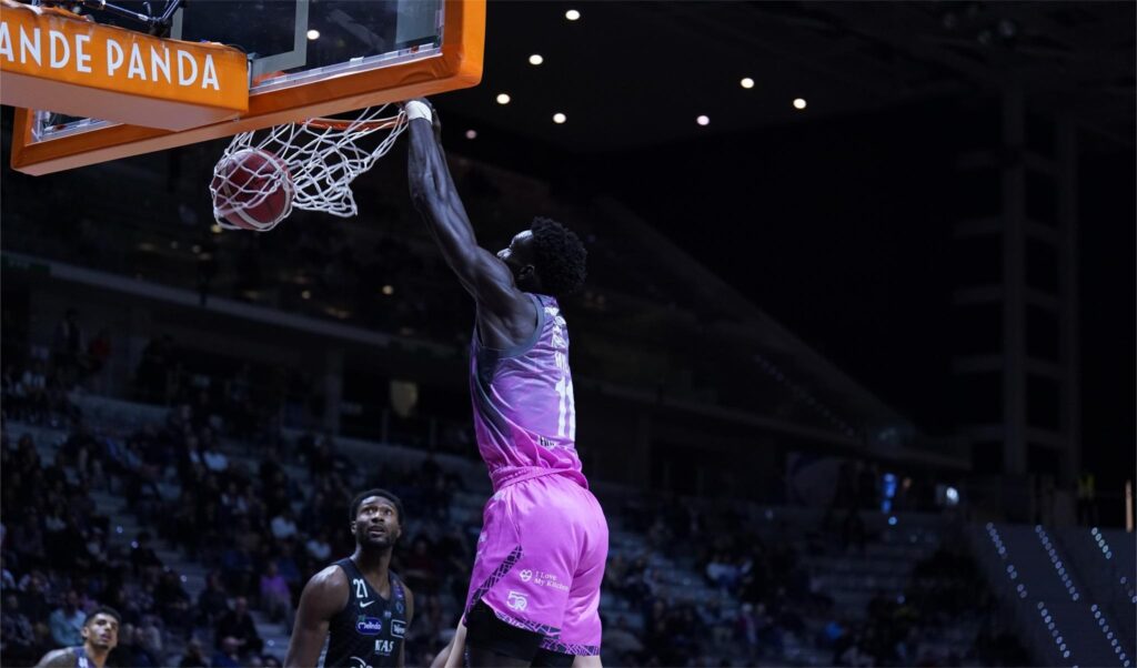 Final 8 : Reggiana de Momo Faye se fait renverser par Trento et s’arrête en quarts de finale - wiwsport Final 8 : Reggiana de Momo Faye se fait renverser par Trento et s’arrête en quarts de finale - wiwsport