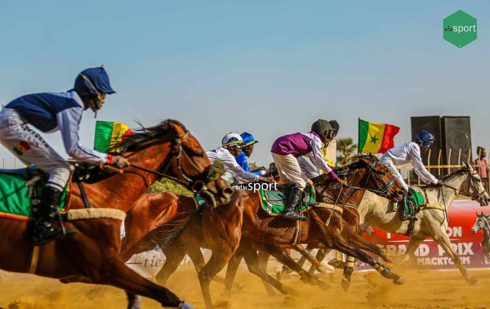 Courses Hippiques – 8e journée : Sope s’impose dans le Grand Prix de la LONASE - wiwsport Courses Hippiques – 8e journée : Sope s’impose dans le Grand Prix de la LONASE - wiwsport