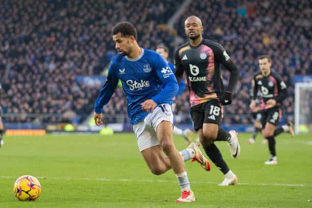 Iliman Ndiaye, l’artiste des Toffees régale en Premier League ! - wiwsport