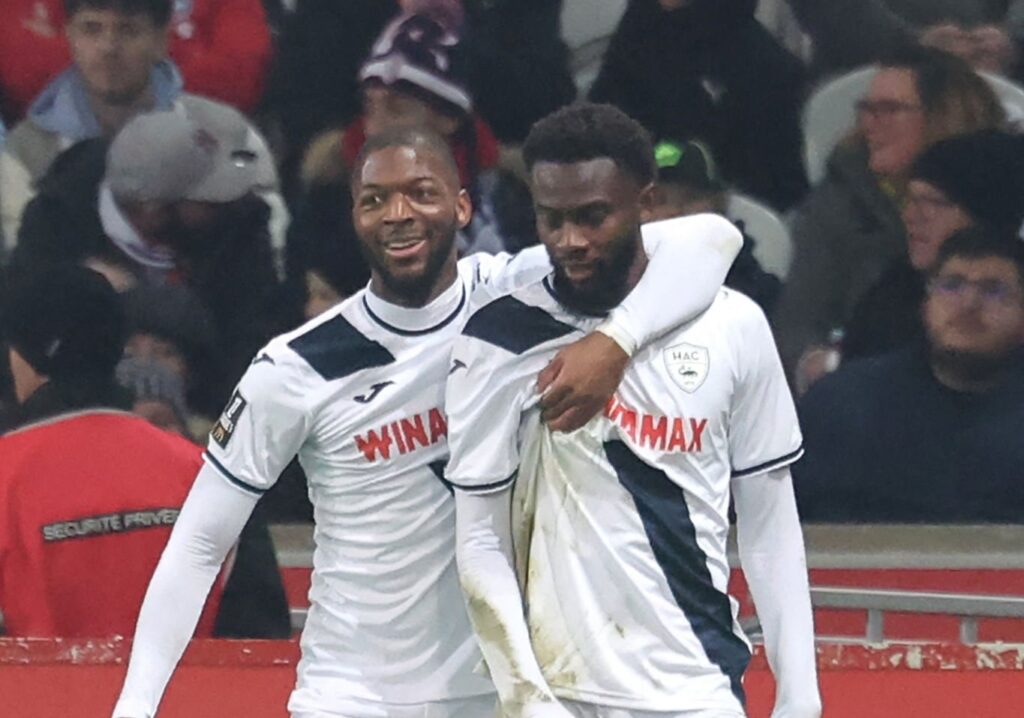 Ligue 1 : Grâce à un grand Issa Soumaré, Le Havre retrouve enfin la victoire à Lille - wiwsport Ligue 1 : Grâce à un grand Issa Soumaré, Le Havre retrouve enfin la victoire à Lille - wiwsport