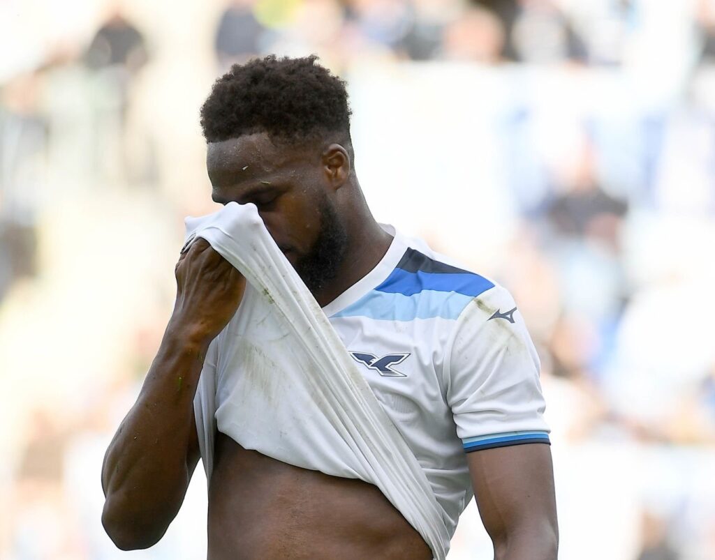 Serie A : Boulaye Dia (Lazio) sort sur blessure contre Monza - wiwsport Serie A : Boulaye Dia (Lazio) sort sur blessure contre Monza - wiwsport