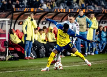 Europa League : L'Union Saint-Gilloise d'Ousseynou Niang s'incline face à l'Ajax - wiwsport