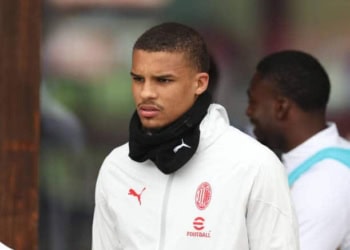 CAIRATE, ITALY - MARCH 12: Malick Thiaw of AC Milan looks on during AC Milan training session at Milanello on March 12, 2025 in Cairate, Italy. (Photo by Claudio Villa/AC Milan via Getty Images)