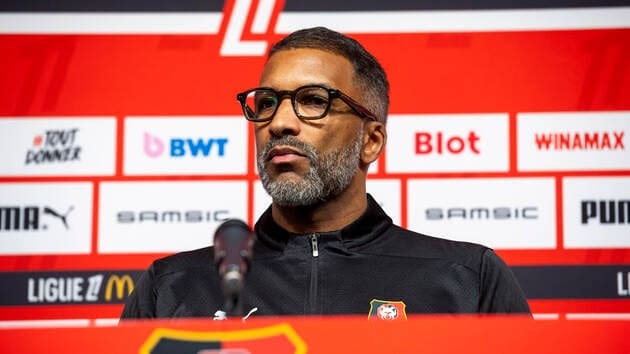 Habib Beye sur son avenir : « Il n’y aura pas de discussion avant la fin de saison » - wiwsport Habib Beye sur son avenir : « Il n’y aura pas de discussion avant la fin de saison » - wiwsport