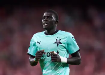 Slavia Prague : El Hadji Malick Diouf sort sur blessure dès la 18e minute dans le derby contre le Sparta - wiwsport