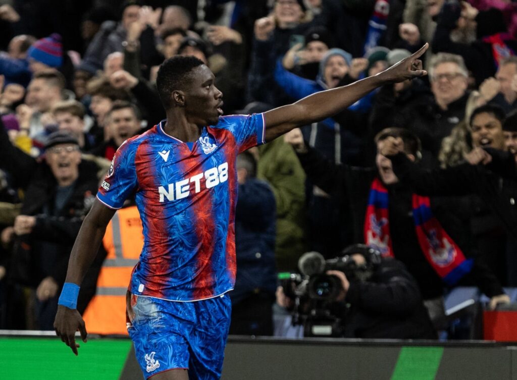 Vidéo / Premier League : Le joli piqué d'Ismaïla Sarr pour ouvrir le score pour Crystal Palace contre Ipswich - wiwsport Vidéo / Premier League : Le joli piqué d'Ismaïla Sarr pour ouvrir le score pour Crystal Palace contre Ipswich - wiwsport