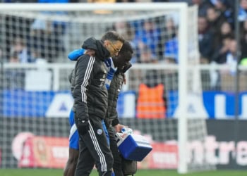 Ligue 1 : Habib Diarra sort sur blessure avec Strasbourg, vainqueur d'Auxerre - wiwsport