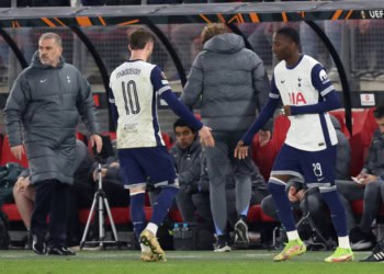 Ligue Europa : Tottenham de Pape Matar Sarr piégé par l'AZ Alkmaar en 8e de finale aller - wiwsport