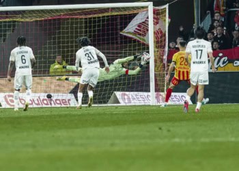 Stade de Reims : Contre Lens, Yehvann Diouf établit un record d'arrêts en Ligue 1 et titille les meilleurs gardiens des grands Championnats - wiwsport