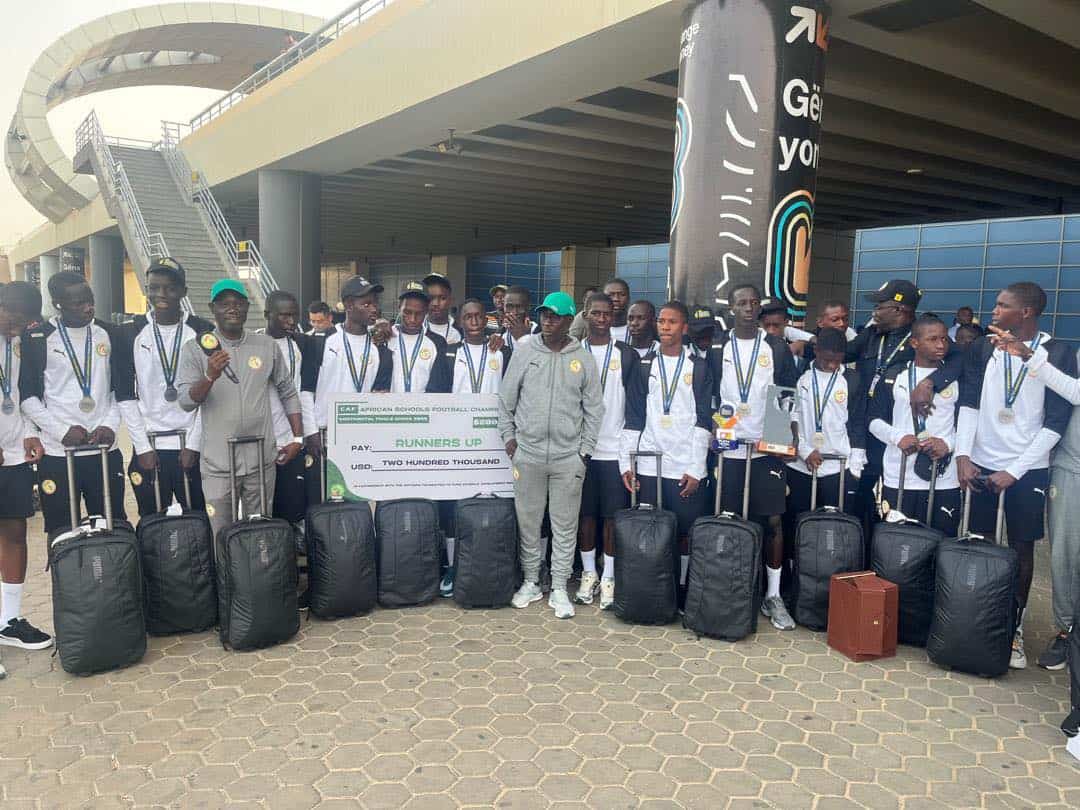 Championnat d'Afrique de Football Scolaire : Les Lionceaux, vice-champions d'Afrique, rentrent avec 120 millions CFA - wiwsport Championnat d'Afrique de Football Scolaire : Les Lionceaux, vice-champions d'Afrique, rentrent avec 120 millions CFA - wiwsport