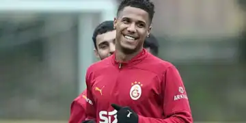 Galatasaray : Ismail Jakobs, de retour après 77 jours d'absence - wiwsport