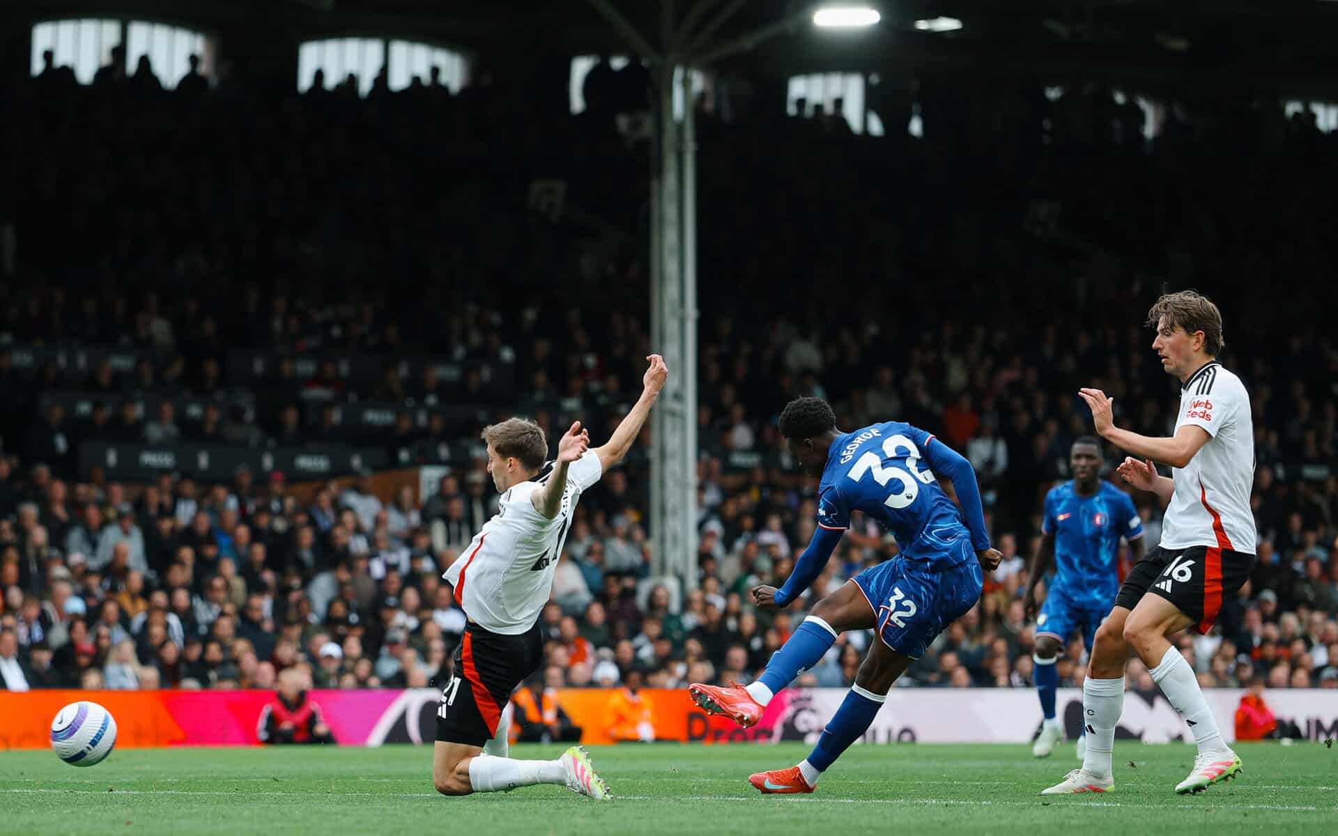 Premier League : Chelsea renverse Fulham et s’adjuge le « West London derby » - wiwsport Premier League : Chelsea renverse Fulham et s’adjuge le « West London derby » - wiwsport