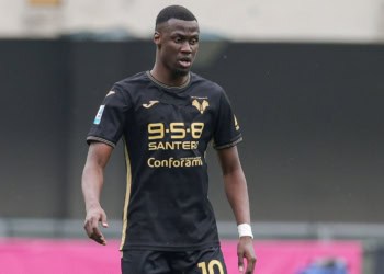 Hellas Vérone : Cheikh Niasse, de retour face à l'AS Roma ce samedi - wiwsport