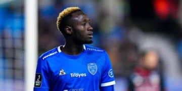 Ligue 2 : Mouhamed Diop, buteur, et Troyes enfoncent Clermont et se rapprochent du maintien - wiwsport