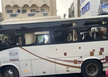 Ligue Pro : (Photos) Les images du bus du Jaraaf vandalisé après son match face à l’AS Pikine - wiwsport