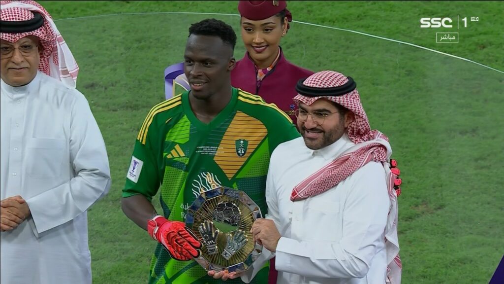 Ligue des Champions d'Asie : Edouard Mendy élu meilleur gardien de la saison - wiwsport Ligue des Champions d'Asie : Edouard Mendy élu meilleur gardien de la saison - wiwsport