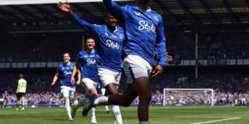Premier League : Pour son dernier match au Goodison Park, Everton bat Southampton grâce à un doublé d'Iliman Ndiaye - wiwsport