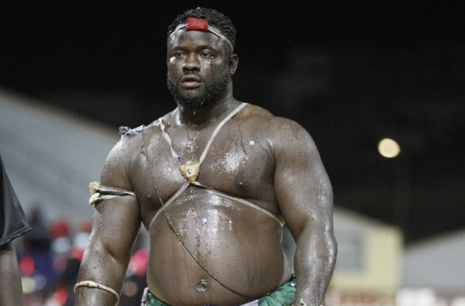 Eumeu Sène lutteur sénégalais