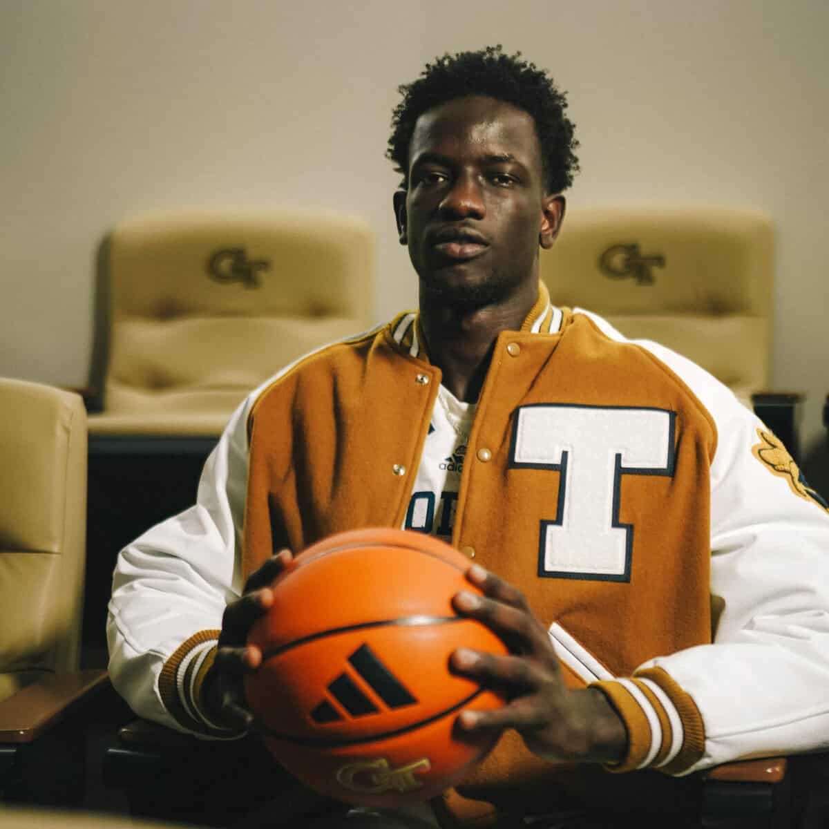 NCAA : Georgia Tech annonce l’arrivée du pivot sénégalais Mouhamed Sylla ! - wiwsport NCAA : Georgia Tech annonce l’arrivée du pivot sénégalais Mouhamed Sylla ! - wiwsport