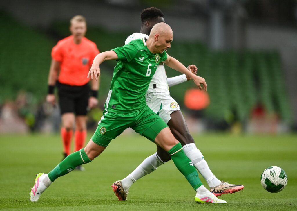 Match Amical : Le Sénégal bousculé et mené à la pause face à l’Irlande (1-0) - wiwsport Match Amical : Le Sénégal bousculé et mené à la pause face à l’Irlande (1-0) - wiwsport
