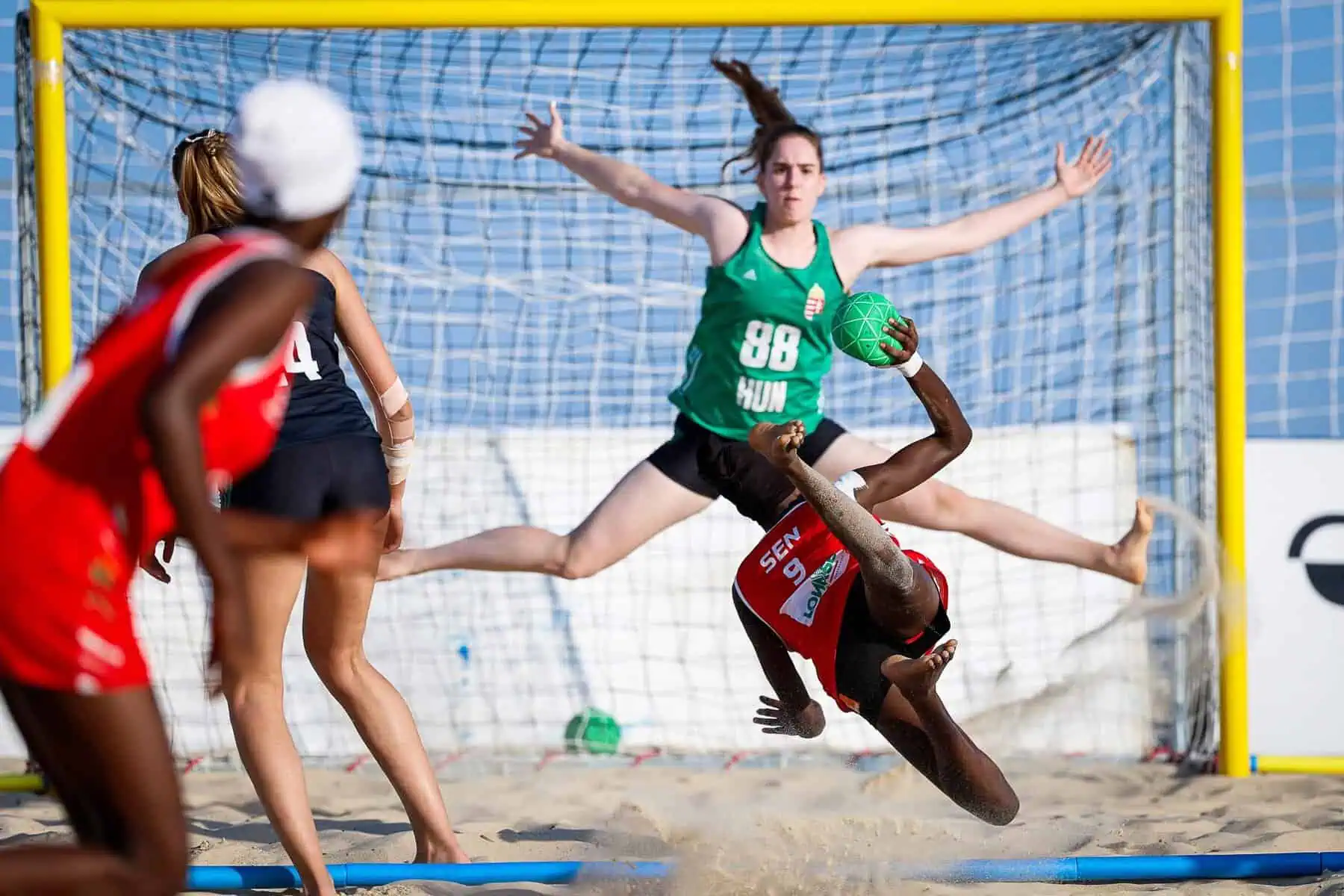 Mondial Beach Handball : débuts difficiles pour les Lionceaux et Lioncelles ! - wiwsport