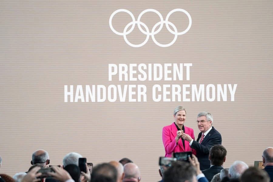 Kirsty Coventry succède à Thomas Bach à la tête du CIO : une nouvelle ère s’ouvre à Lausanne ! - wiwsport